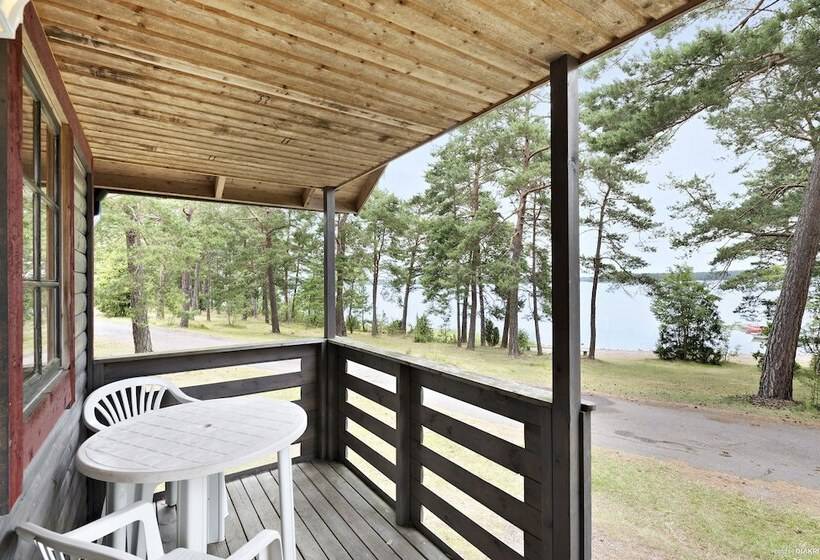 בית מלון כפרי First Camp Oknö