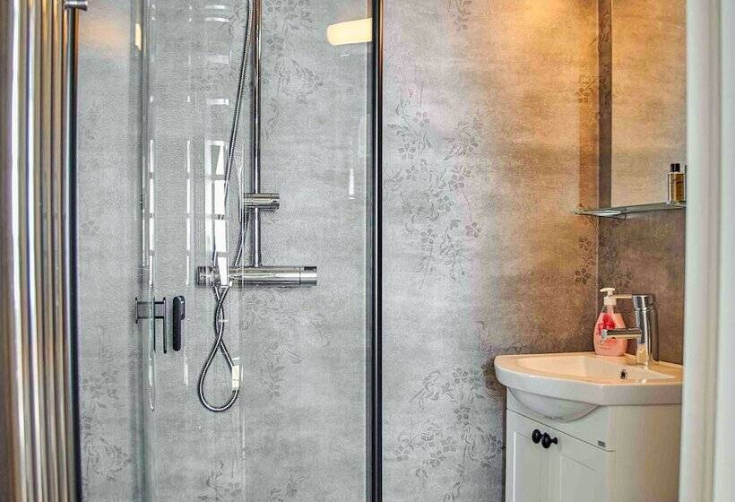 בית מלון כפרי First Camp Sjöstugan älmhult