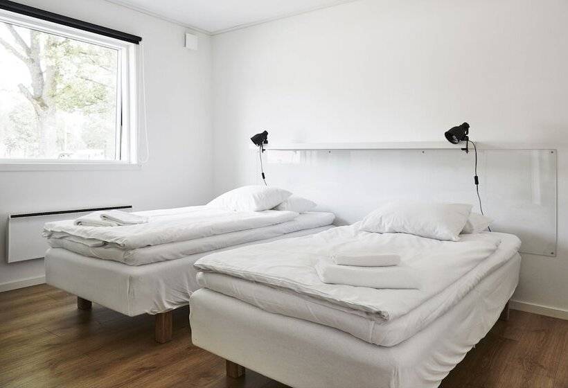 בית מלון כפרי First Camp Sjöstugan älmhult