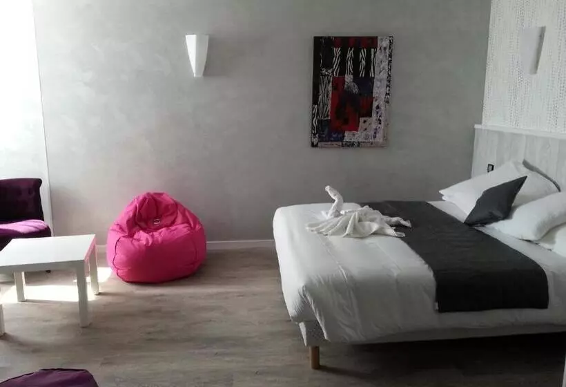 ホテル Hôtel Bien être La Palmeraie
