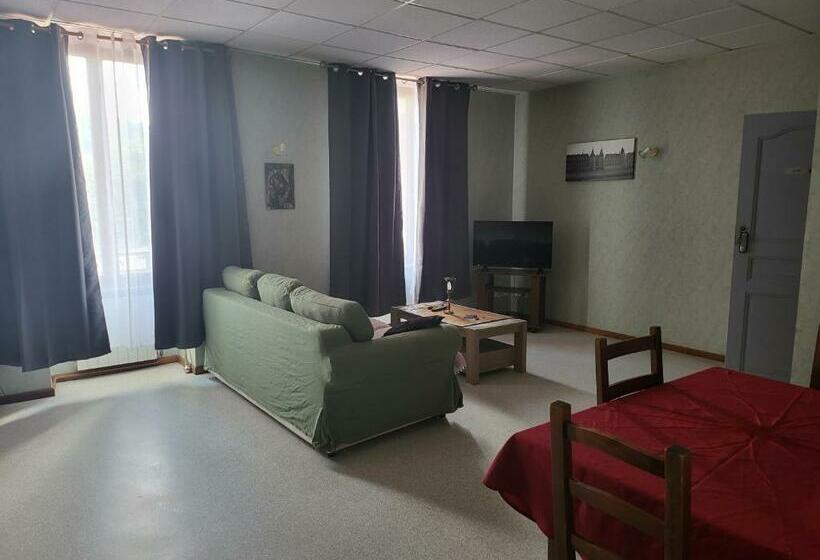 בית מלון כפרי Le Clos Fleuri