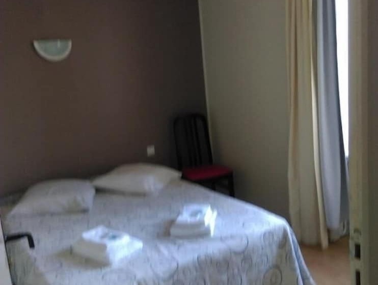 בית מלון כפרי Le Clos Fleuri