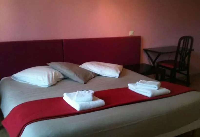 Hotelli Le Clos Fleuri