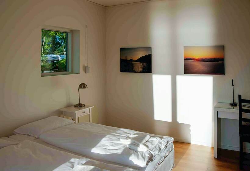 בית מלון כפרי First Camp Sjöstugan älmhult