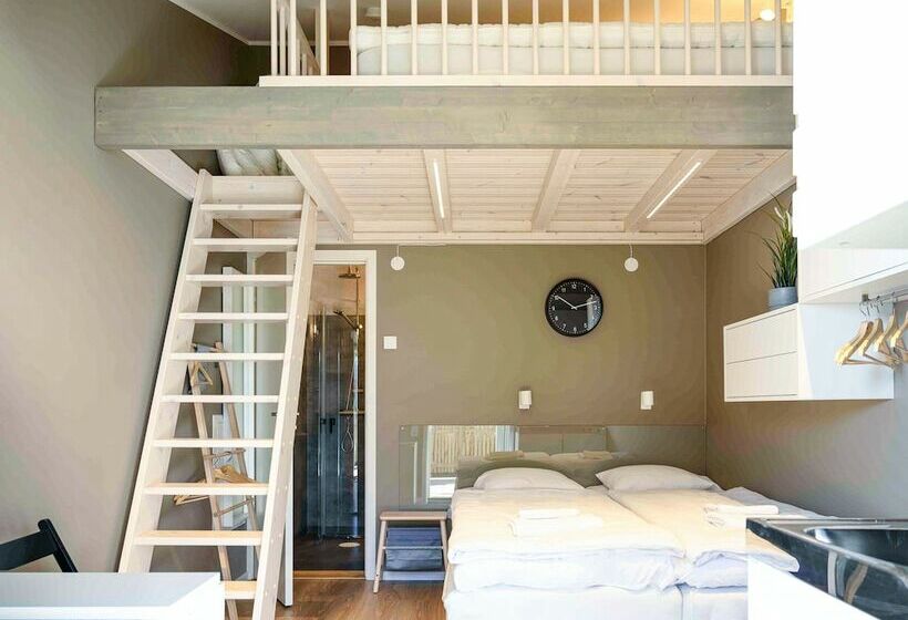 בית מלון כפרי First Camp Sjöstugan älmhult