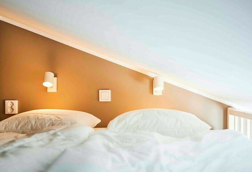 בית מלון כפרי First Camp Sjöstugan älmhult