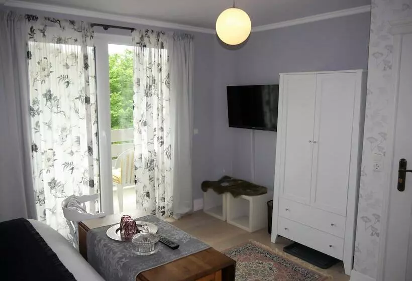 Landhaus Sonnenhut B&b