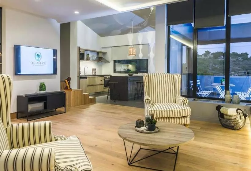 Oleander Boutique Apartments