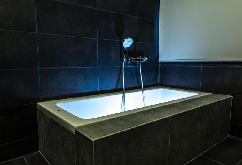 Oleander Boutique Apartments