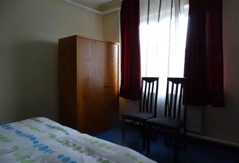 Majatalo Gasthof Blaues Haus