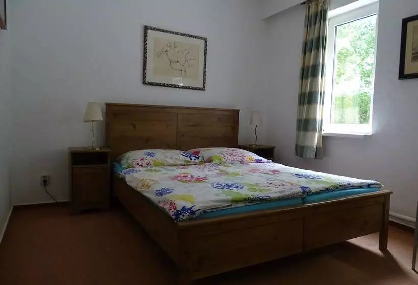 Majatalo Gasthof Blaues Haus