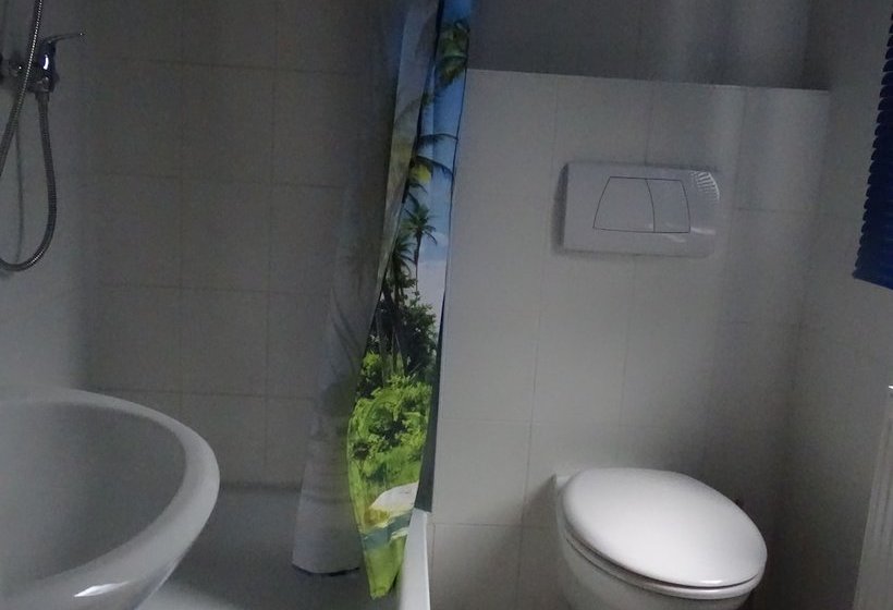 膳宿费 Gasthof Blaues Haus