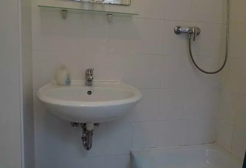 Majatalo Gasthof Blaues Haus