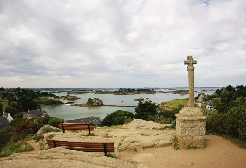 ペンション Gite De Kerberso