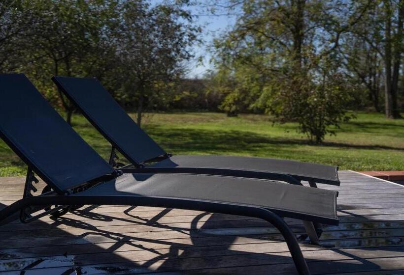 بنسيون La Garoffe