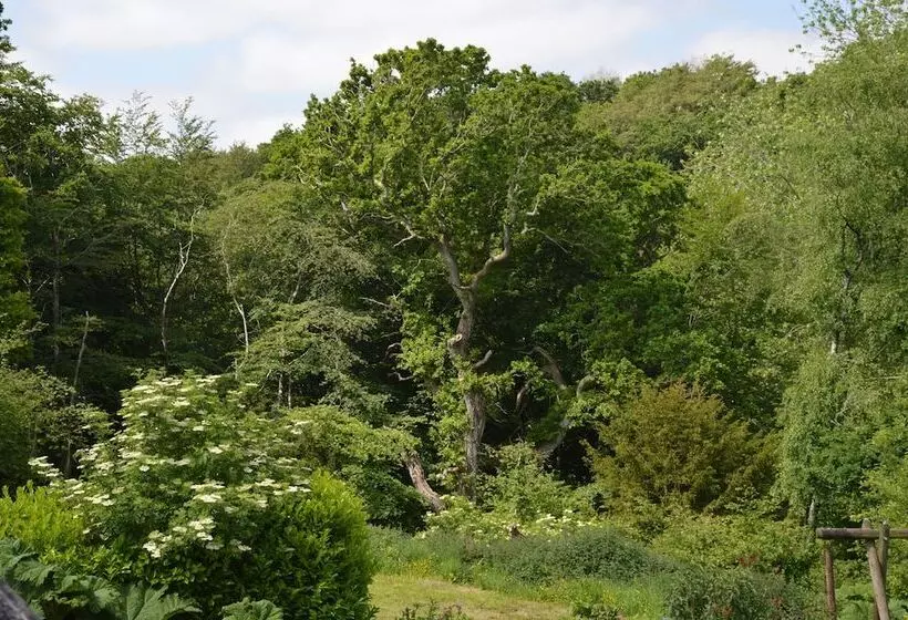 Majatalo La Grange De Coatelan