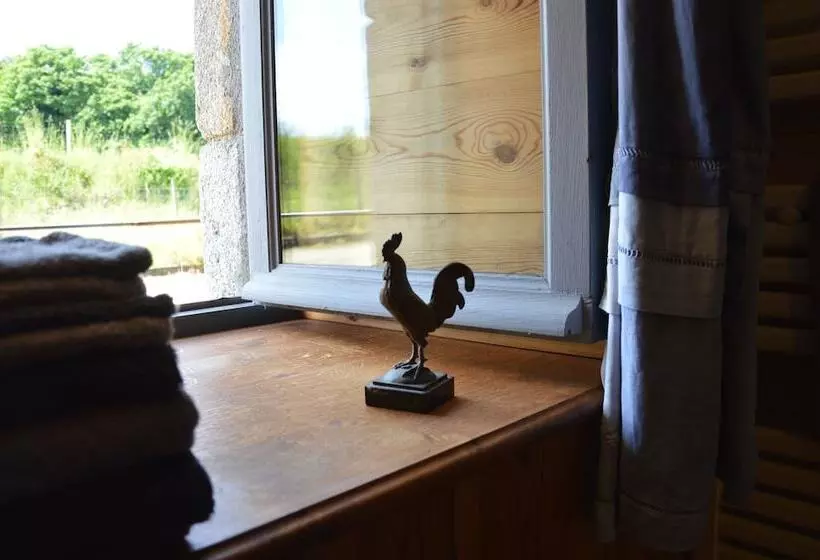 Majatalo La Grange De Coatelan