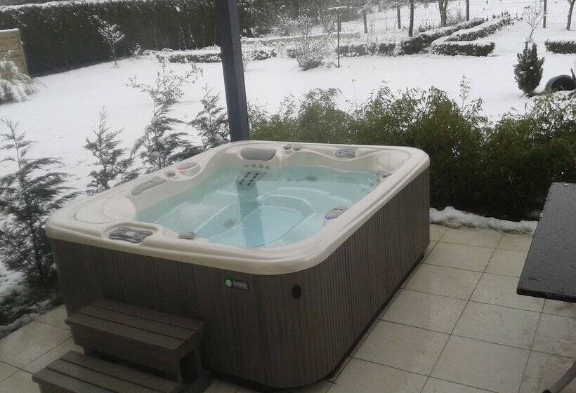 بنسيون Le Chateau De Buchy