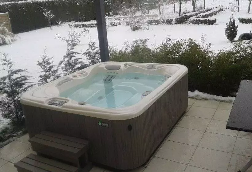 Majatalo Le Chateau De Buchy