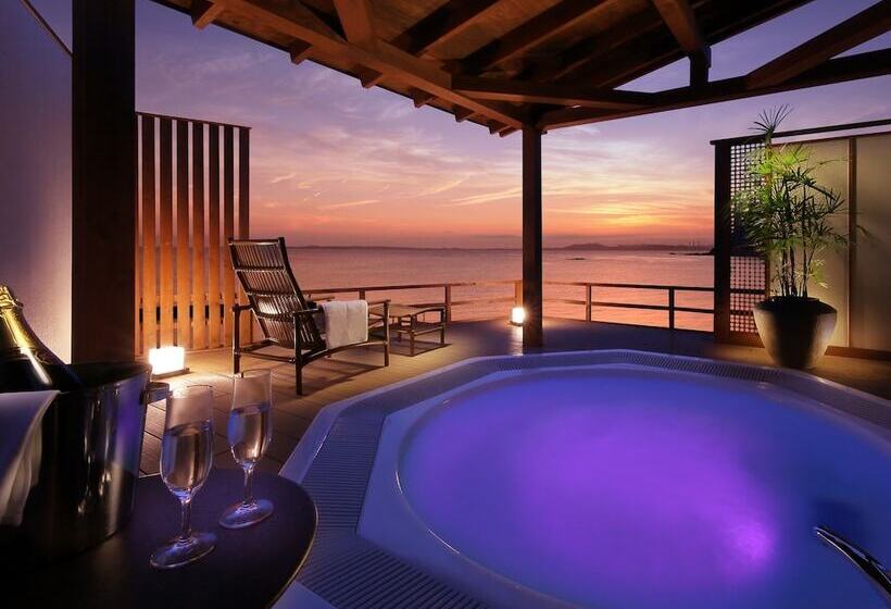 ריוקאן Beachside Onsen Resort Umi