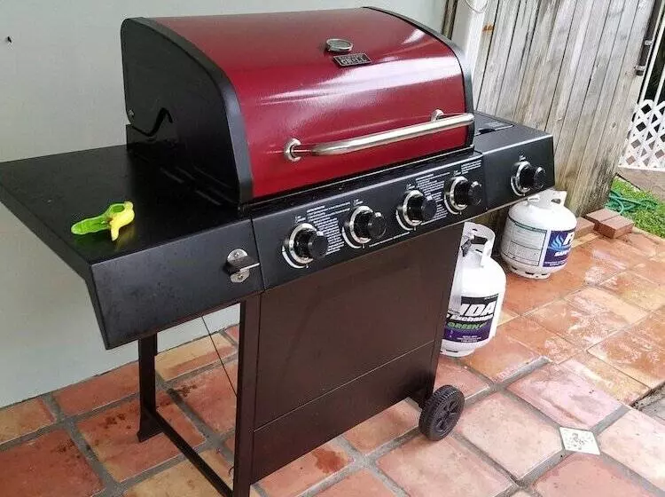 Tropical Oasis Estate