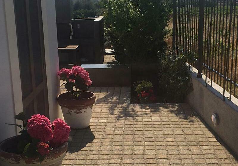 Varaba Country House