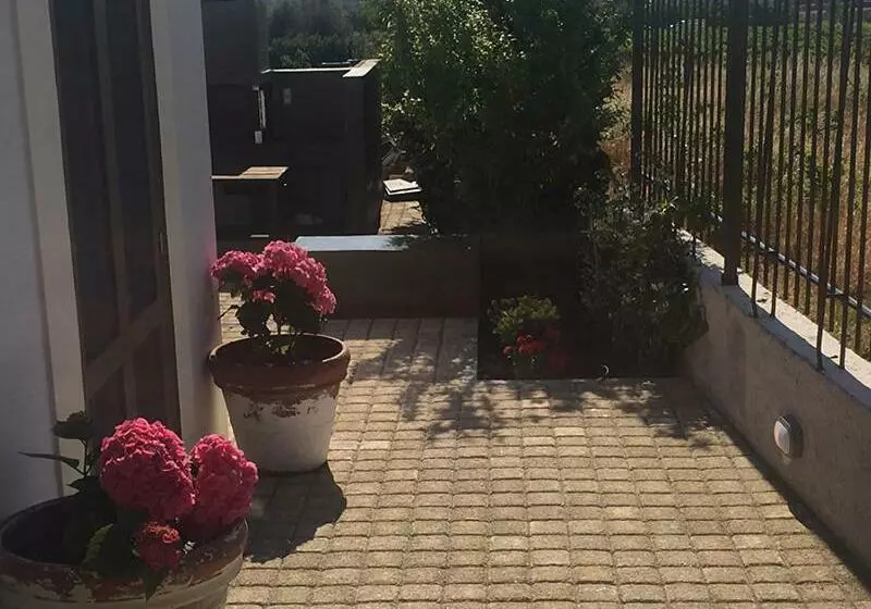 Varaba Country House