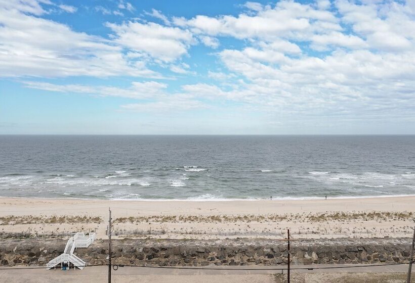 בית מלון כפרי Beachwalk At Sea Bright