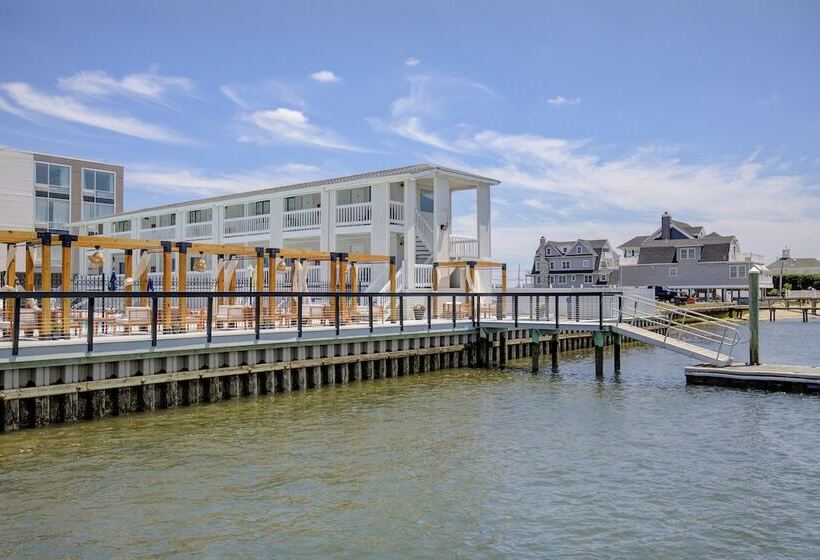 בית מלון כפרי Beachwalk At Sea Bright