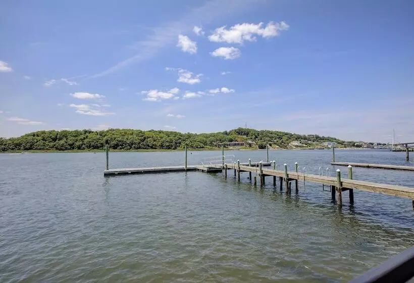 Hotelli Beachwalk At Sea Bright