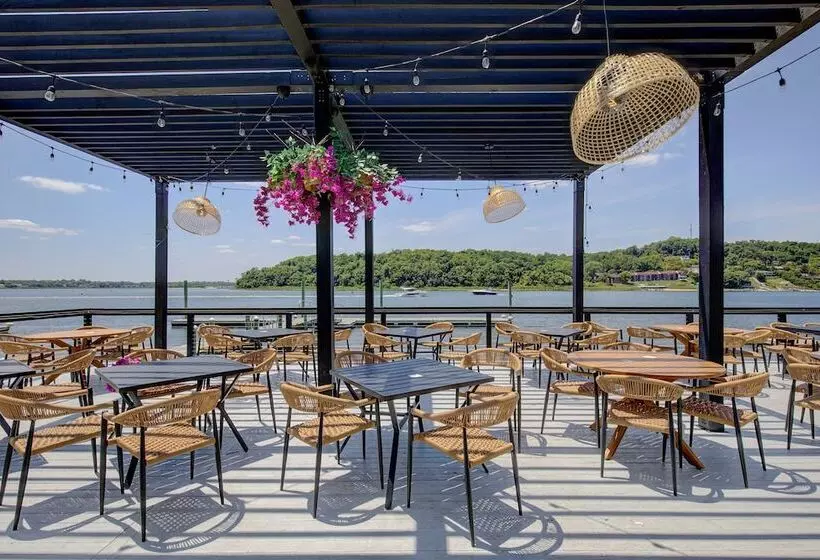 Hotelli Beachwalk At Sea Bright