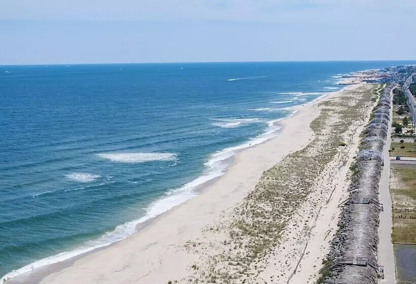 Hotelli Beachwalk At Sea Bright