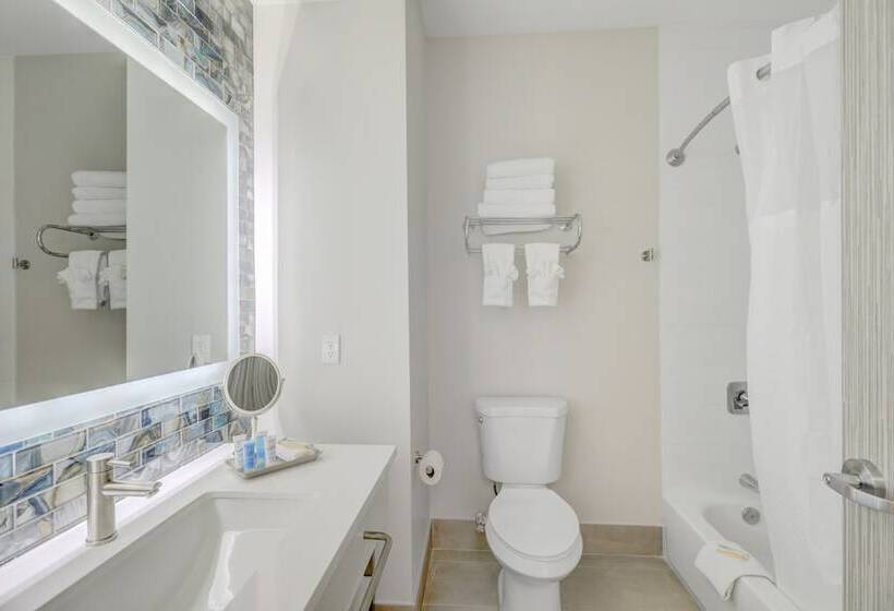 בית מלון כפרי Beachwalk At Sea Bright