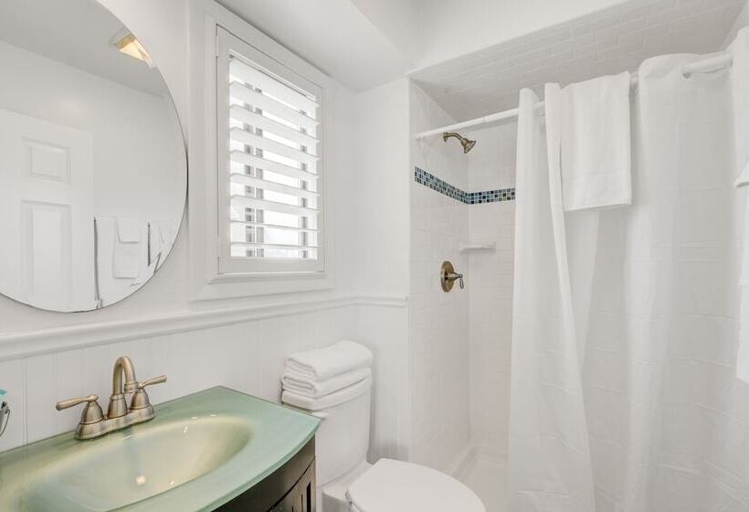 בית מלון כפרי Beachwalk At Sea Bright