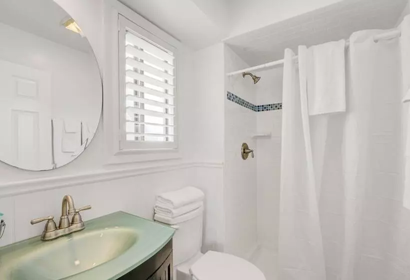 Hotelli Beachwalk At Sea Bright