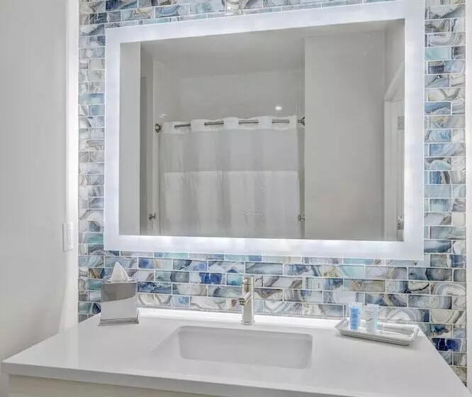 Hotelli Beachwalk At Sea Bright