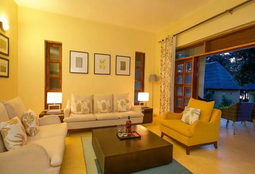 هتل Brovad Sands Lodge
