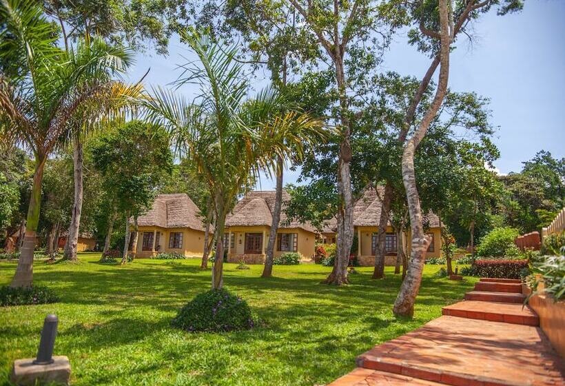 هتل Brovad Sands Lodge