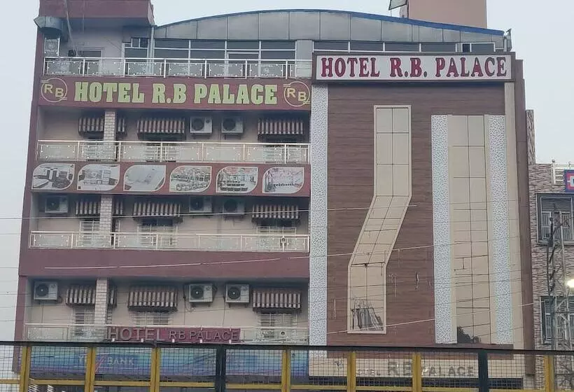 Hotel Rb Palace