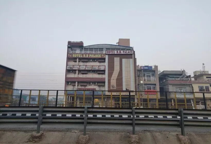 Hotel Rb Palace