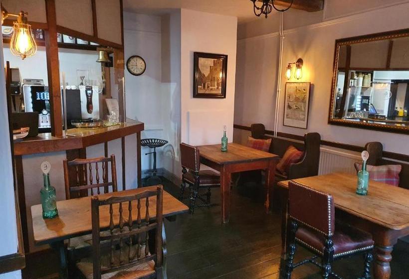 Отель The Bull Inn Walsingham