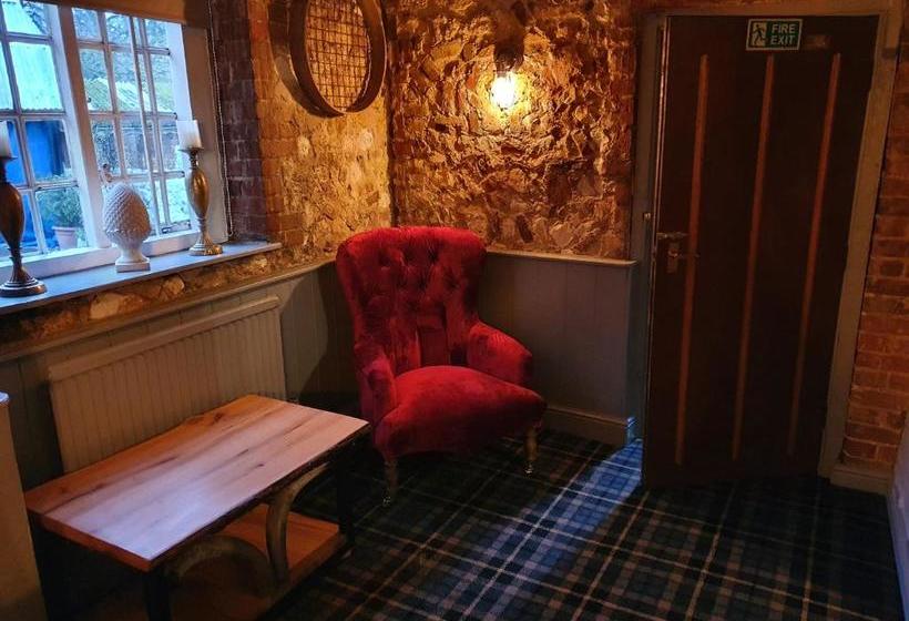 Отель The Bull Inn Walsingham