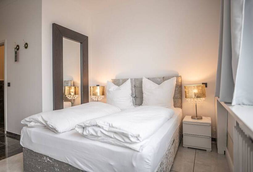 Отель Villa Bowdy