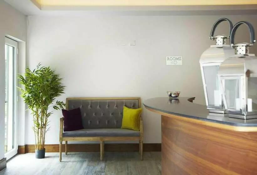 Majatalo Clody Lodge