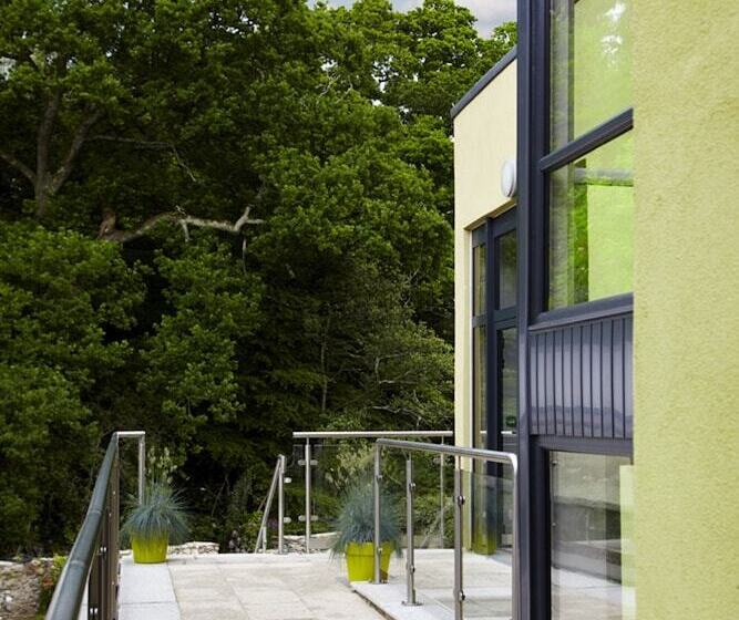 بنسيون Clody Lodge