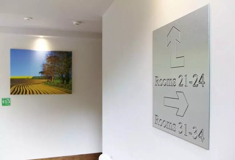 Majatalo Clody Lodge