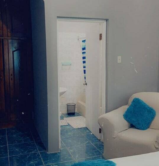 پانسیون Diamonds