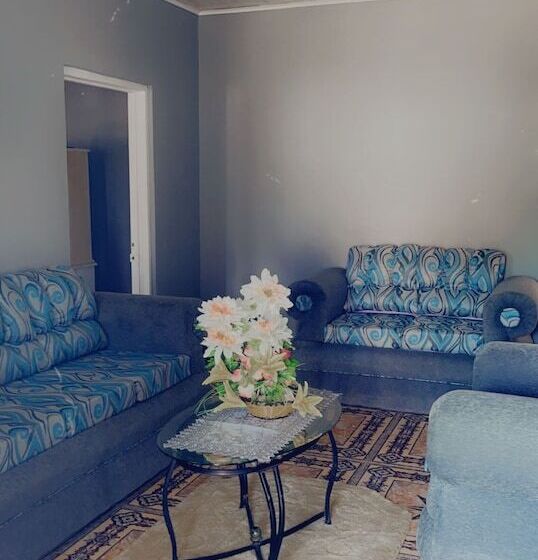 پانسیون Diamonds