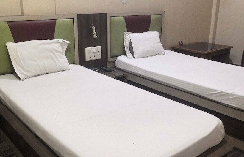 Spot On 44183 Hotel Rajasthan Fort