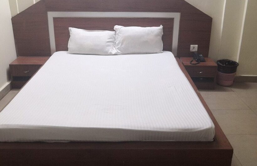 Spot On 44183 Hotel Rajasthan Fort